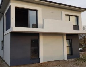 Ház 5 szobák eladó on Gilau