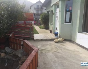 Ház 5 szobák eladó on Floresti