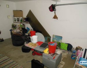 Ház 5 szobák eladó on Floresti