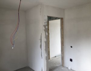 Ház 4 szobák eladó on Dezmir