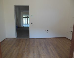 Ház 4 szobák eladó on Floresti