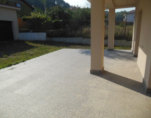 Ház 4 szobák eladó on Floresti