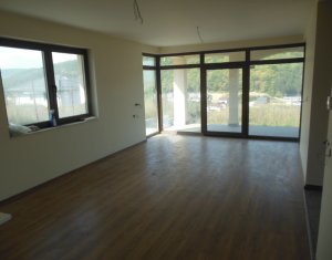 Ház 4 szobák eladó on Floresti