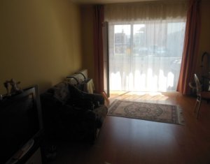 Lakás 2 szobák eladó on Floresti