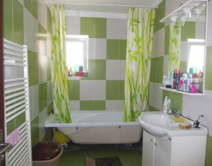 Lakás 2 szobák eladó on Floresti