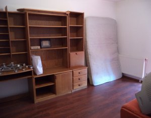 Lakás 2 szobák eladó on Floresti