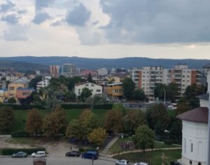 Lakás 4 szobák eladó on Cluj-napoca, Zóna Marasti