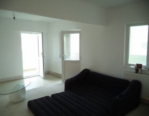 Lakás 3 szobák eladó on Cluj-napoca, Zóna Manastur