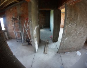 Ház 5 szobák eladó on Floresti