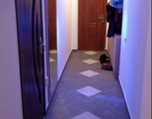 Lakás 3 szobák eladó on Floresti