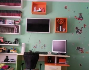 Lakás 3 szobák eladó on Floresti