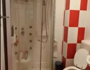 Lakás 3 szobák eladó on Floresti