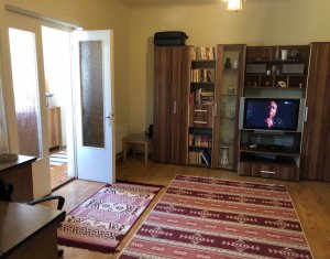 Ház 3 szobák kiadó on Floresti