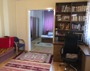 Ház 3 szobák kiadó on Floresti