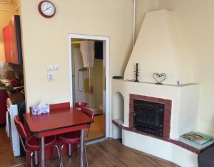 Ház 3 szobák kiadó on Floresti