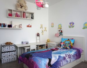 Lakás 3 szobák eladó on Floresti