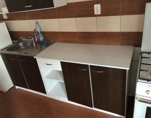 Lakás 2 szobák eladó on Floresti