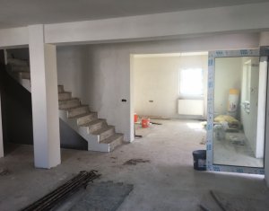 Ház 5 szobák eladó on Floresti