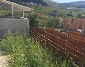 Ház 5 szobák eladó on Floresti