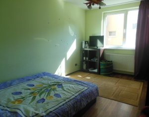 Lakás 3 szobák eladó on Floresti