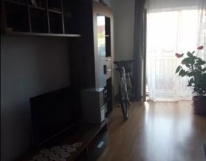 Lakás 2 szobák eladó on Floresti