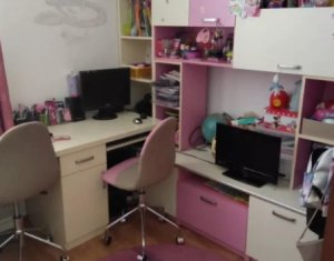 Lakás 3 szobák eladó on Floresti