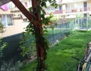 Lakás 3 szobák eladó on Floresti