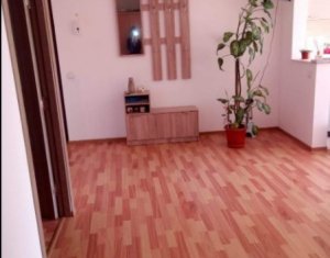 Lakás 2 szobák eladó on Floresti