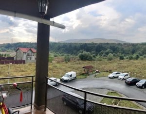 Lakás 3 szobák eladó on Floresti