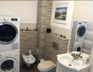 Lakás 3 szobák eladó on Floresti