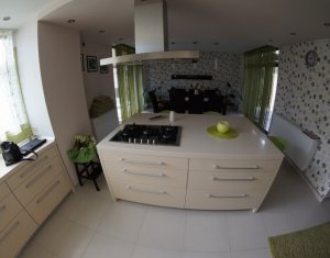 Ház 5 szobák eladó on Cojocna