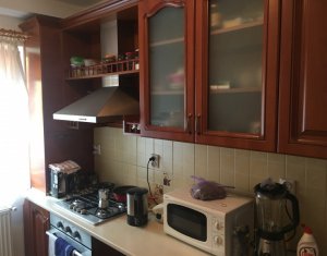 Lakás 2 szobák eladó on Floresti