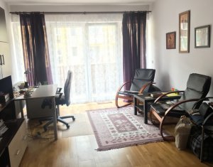 Lakás 2 szobák eladó on Floresti