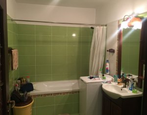 Lakás 2 szobák eladó on Floresti