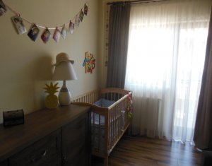 Lakás 3 szobák eladó on Floresti