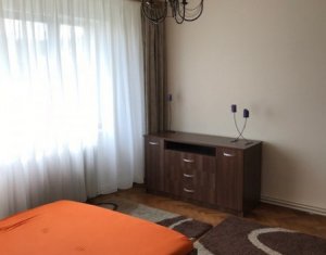 Lakás 3 szobák kiadó on Cluj-napoca, Zóna Plopilor