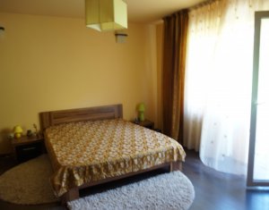 Lakás 3 szobák eladó on Floresti