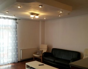 Lakás 3 szobák eladó on Floresti