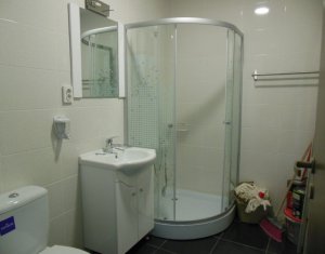 Lakás 2 szobák eladó on Floresti