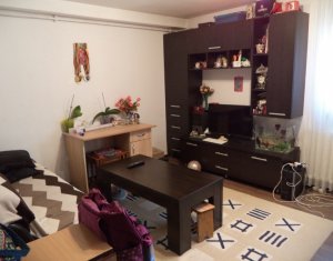 Lakás 3 szobák eladó on Floresti