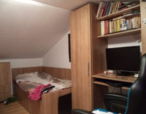 Lakás 3 szobák eladó on Floresti