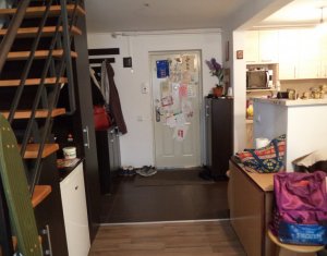 Lakás 3 szobák eladó on Floresti