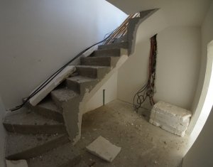 Ház 9 szobák eladó on Cluj-napoca, Zóna Manastur