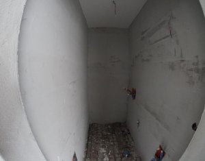 Ház 9 szobák eladó on Cluj-napoca, Zóna Manastur