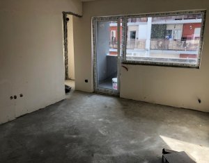 Lakás 3 szobák eladó on Floresti