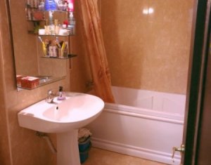 Lakás 2 szobák eladó on Floresti