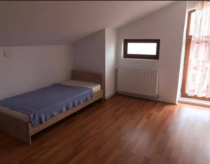 Lakás 3 szobák eladó on Floresti