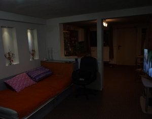 Ház 6 szobák eladó on Cluj-napoca, Zóna Dambul Rotund