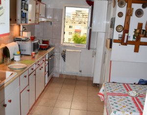 Lakás 3 szobák eladó on Cluj-napoca, Zóna Manastur