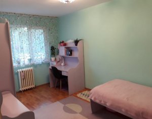 Lakás 4 szobák eladó on Cluj-napoca, Zóna Manastur